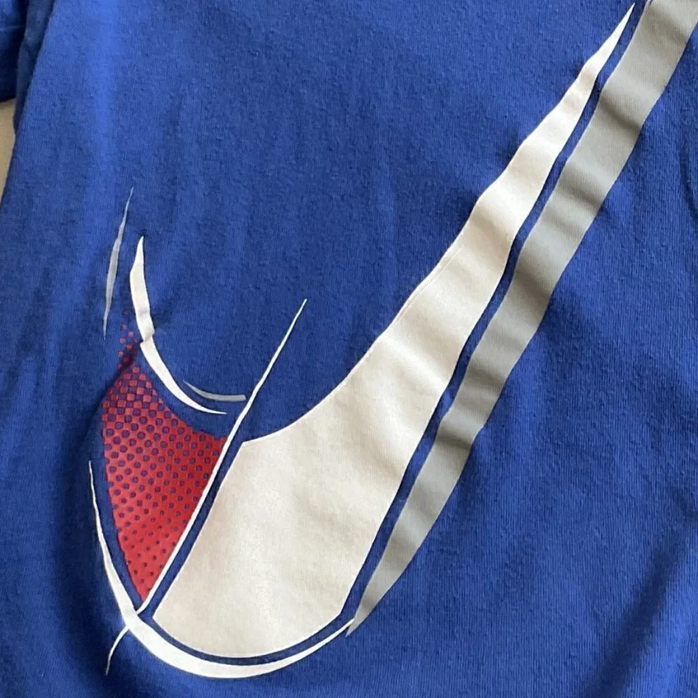 NIKE BOYS SWOOSH SHORT SLEEVES T-SHIRT